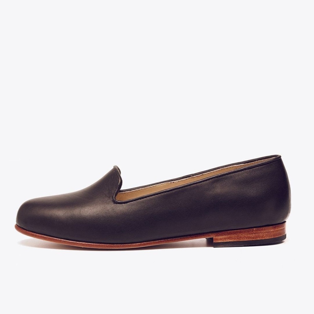 Nisolo Smoking Shoe in Black Size 7.5